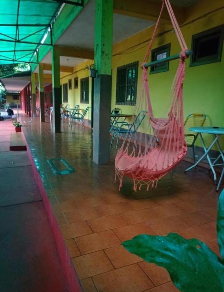 Hotel Y Residencial Amigos Puerto Iguazu Ngoại thất bức ảnh