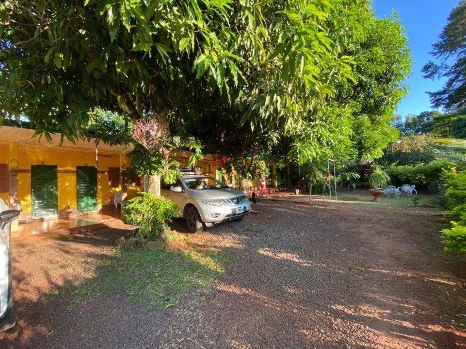 Hotel Y Residencial Amigos Puerto Iguazu Ngoại thất bức ảnh