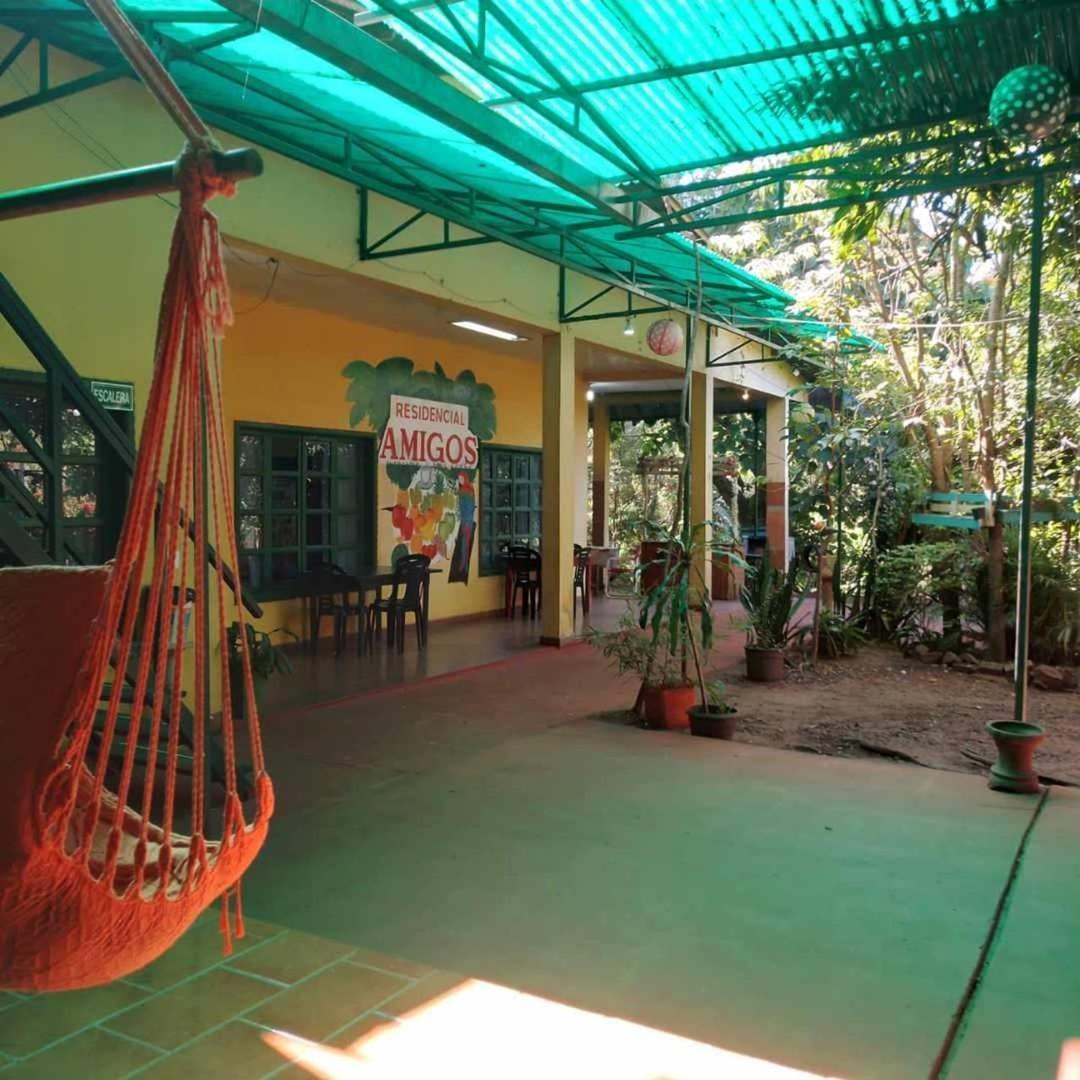 Hotel Y Residencial Amigos Puerto Iguazu Ngoại thất bức ảnh