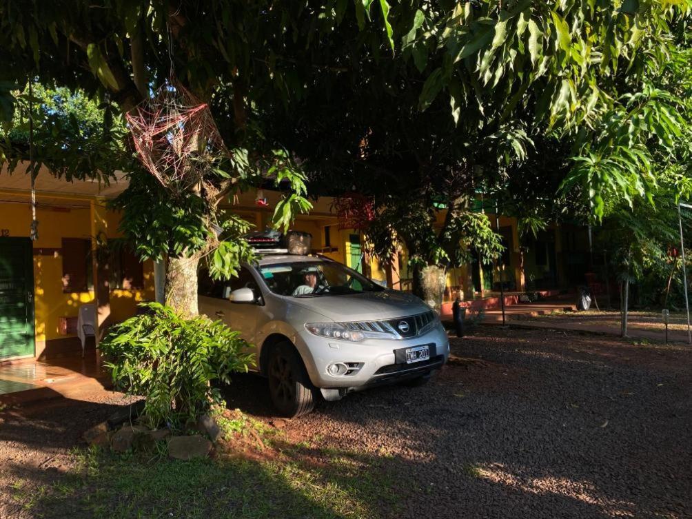 Hotel Y Residencial Amigos Puerto Iguazu Ngoại thất bức ảnh
