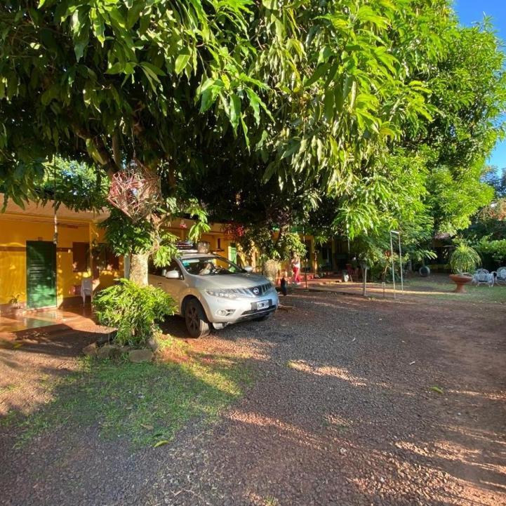 Hotel Y Residencial Amigos Puerto Iguazu Ngoại thất bức ảnh
