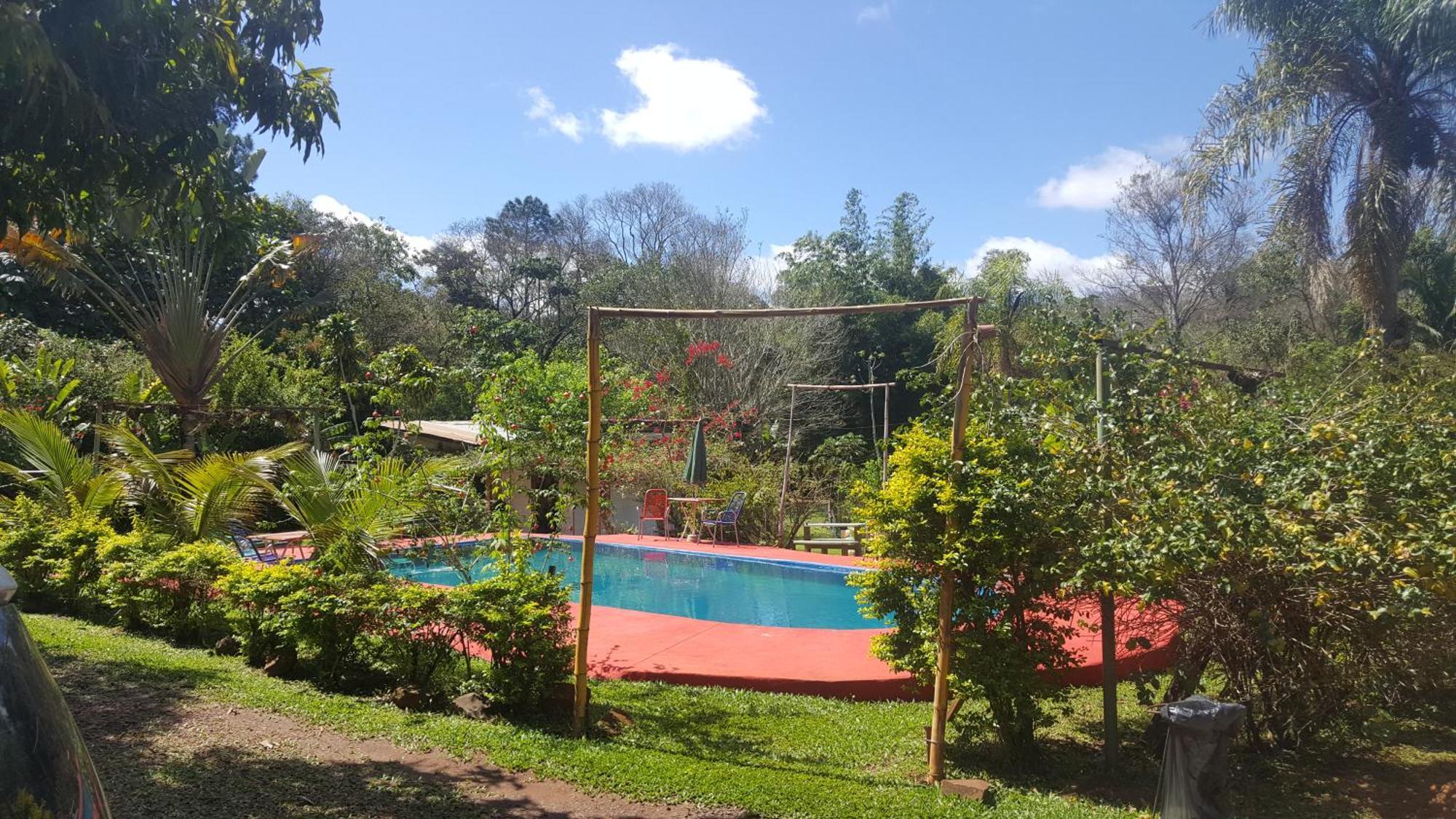 Hotel Y Residencial Amigos Puerto Iguazu Ngoại thất bức ảnh